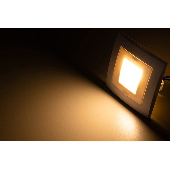 Bild 2 - LED-Einbauleuchte fr Schalterserie Flair 80x80mm 3000K warmwei 86lm