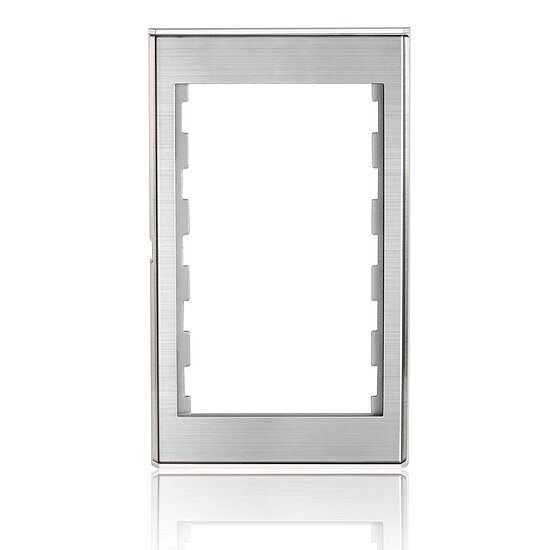 Bild 2 - PureLink� - PureID Serie. 5-fach Montagerahmen f�r Anschlussblenden