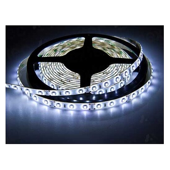 Bild 1 - nextec LED Stripe / LED Streifen kaltweiss 5m 300 LED'S 3528 IP63 2A / 24W 1500 L