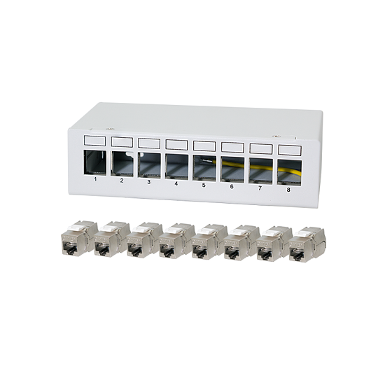 Bild 1 - Patch Panel 8 Port mit 8 Cat.6A Keystone Modulen